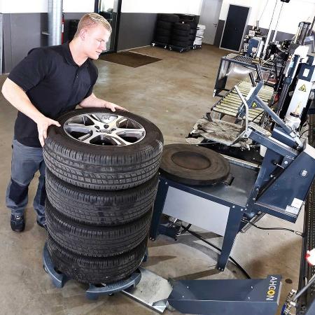 reifenwagen-wheel-trolley