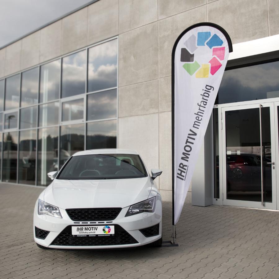 beachflagge-kfz-set-ontario-komplett-mit-alu-stecksystem-tragetasche-und-autofuss-banner-aussenwerbung-kfz