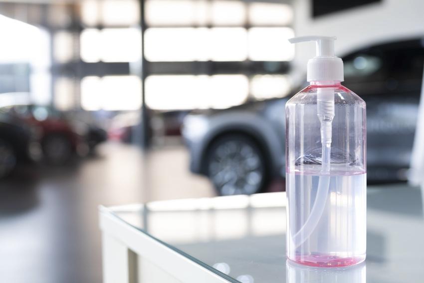 Desinfektionsmittel - Hygienevorschriften im Autohaus