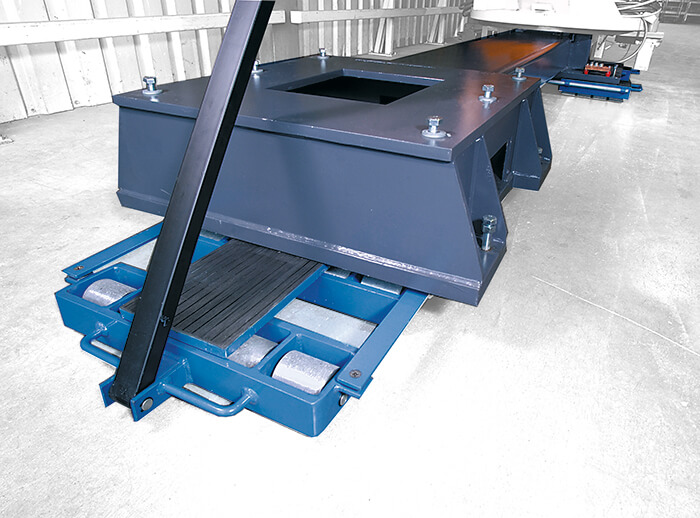 Vorschau: Fetra Fahrwerk, lenkbar Tragplatte 400 x 220 mm, 12 to