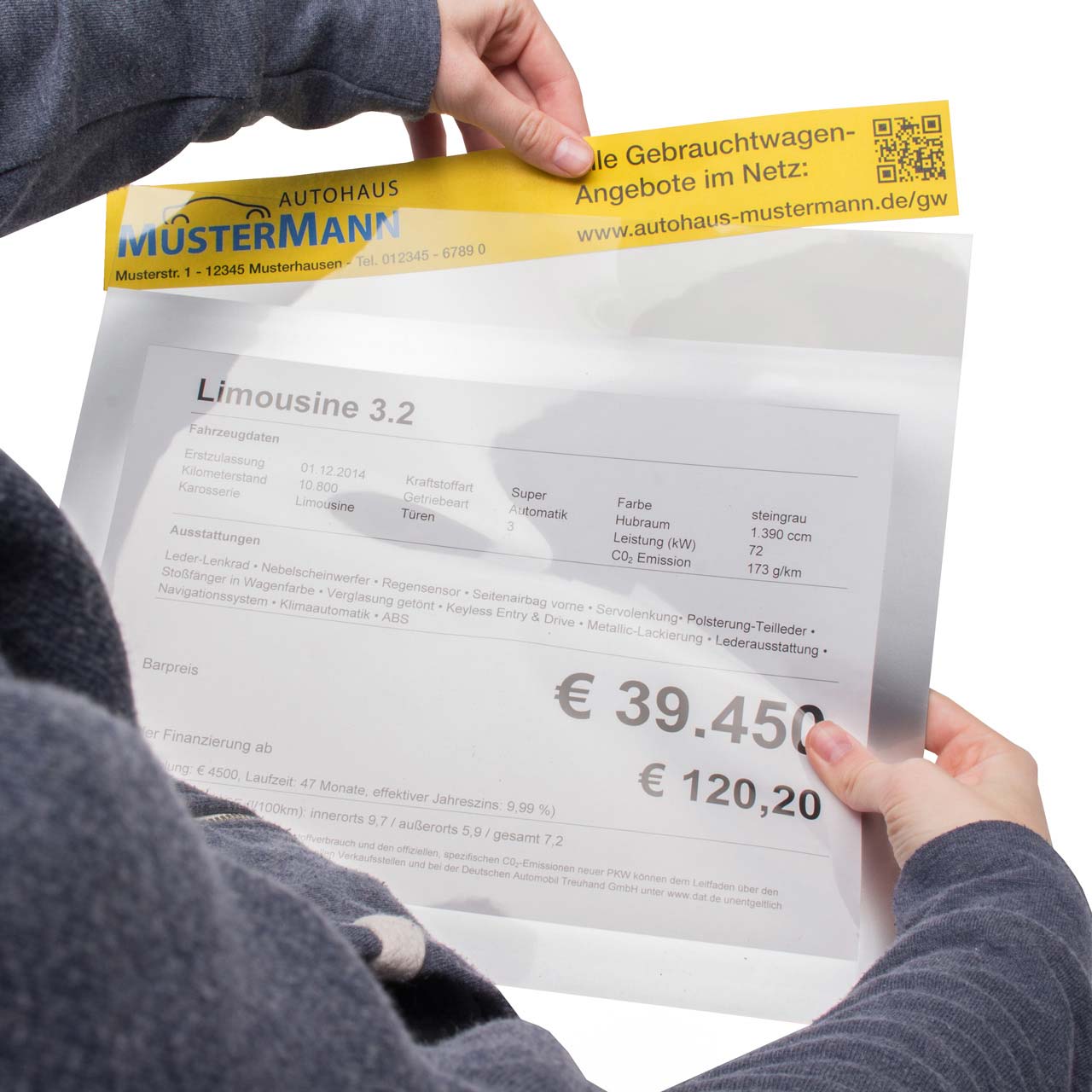 Hafttasche "Magic-Pocket" mit Werbeeinleger; Einschub des Einlegers (bei DIN A4 Querformat)