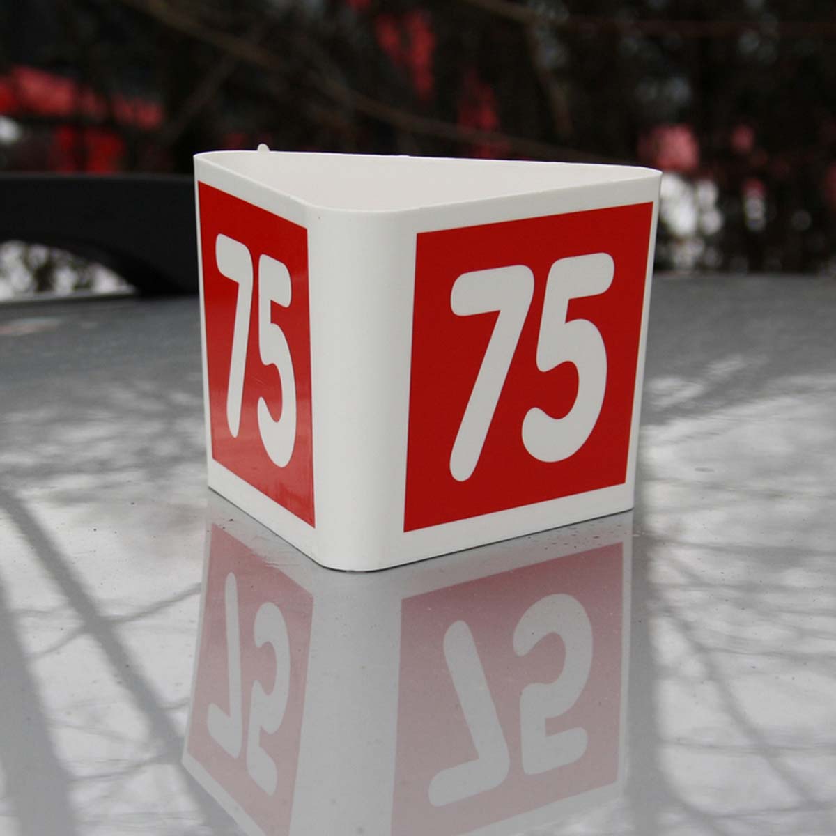 Vorschau: Leitzahlträger rot mit Magnet