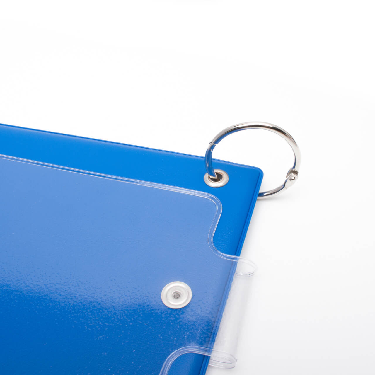 H0334900_Auftragstaschen_A4_Klappring_Drucknopfverschluss_Detailansicht1