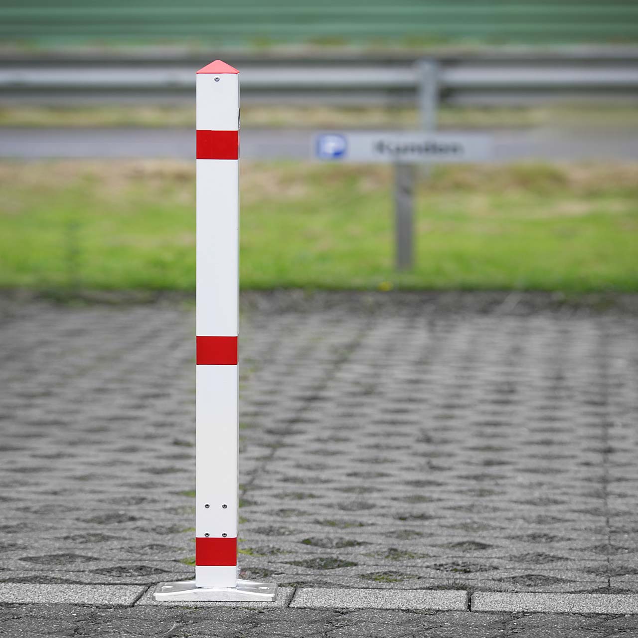 Vorschau: Absperrpfosten ECK, kippbar