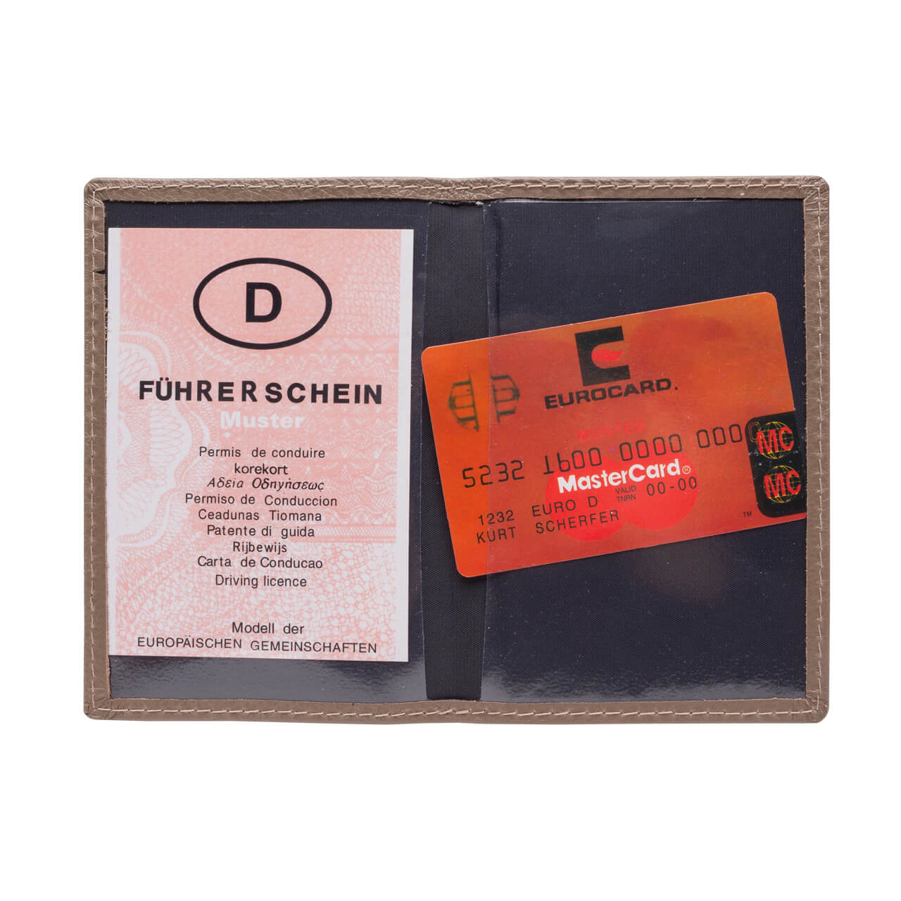 W0624001_Ausweistasche_Polsternappa-Leder_offen