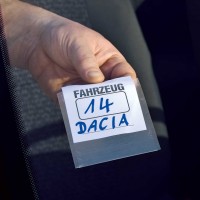 Info-Karten und Klarsichttaschen im Set Info-Karten und Klarsichttaschen im Set