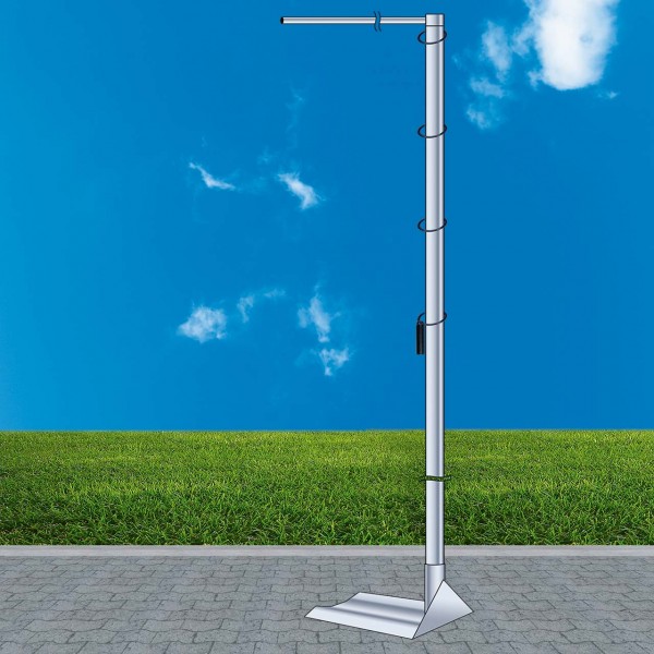 Mobiler Fahnenmast mit Ausleger, Gesamthöhe ca. 5,00 m