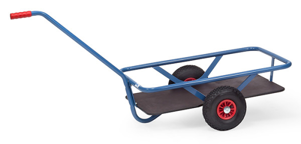 Ladefläche 835 x 458 mm